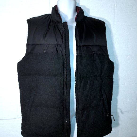 Woolrich Mens Size Large Wool Outdoor Puffer Vest Jacket Black Red Plaid Winter - Picture 2 of 9